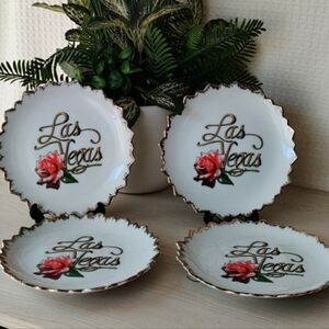 Vintage Las Vegas Souvenir Decorative Plate Wall Plaques.